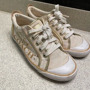 Coach Women's Beige and Gold Sneakers